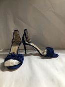 Alexander White Eva Heels. EU 39.5 RRP £390.00