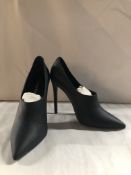 Giorgio Fabiani Vela Nero Heels. EU 37 RRP £199.00