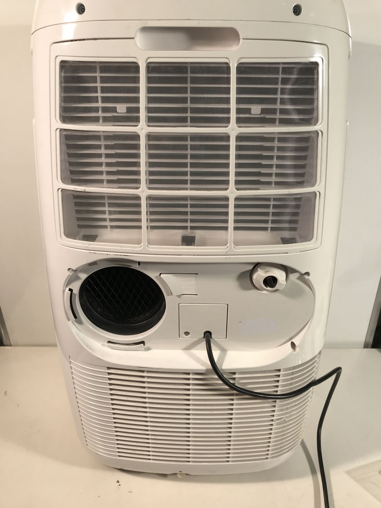 Blyss 2600 Watt Local Air Conditioner - Image 3 of 4