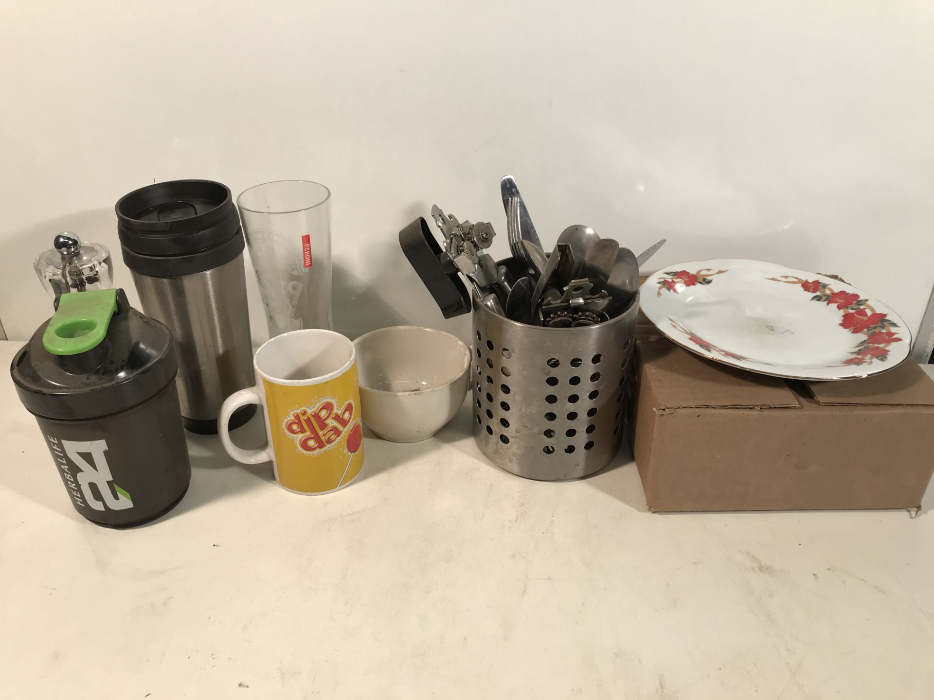 Large Quantity of Kitchen Utensils - Image 2 of 2