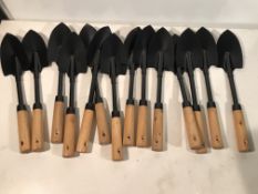 14 x Garden Trowels