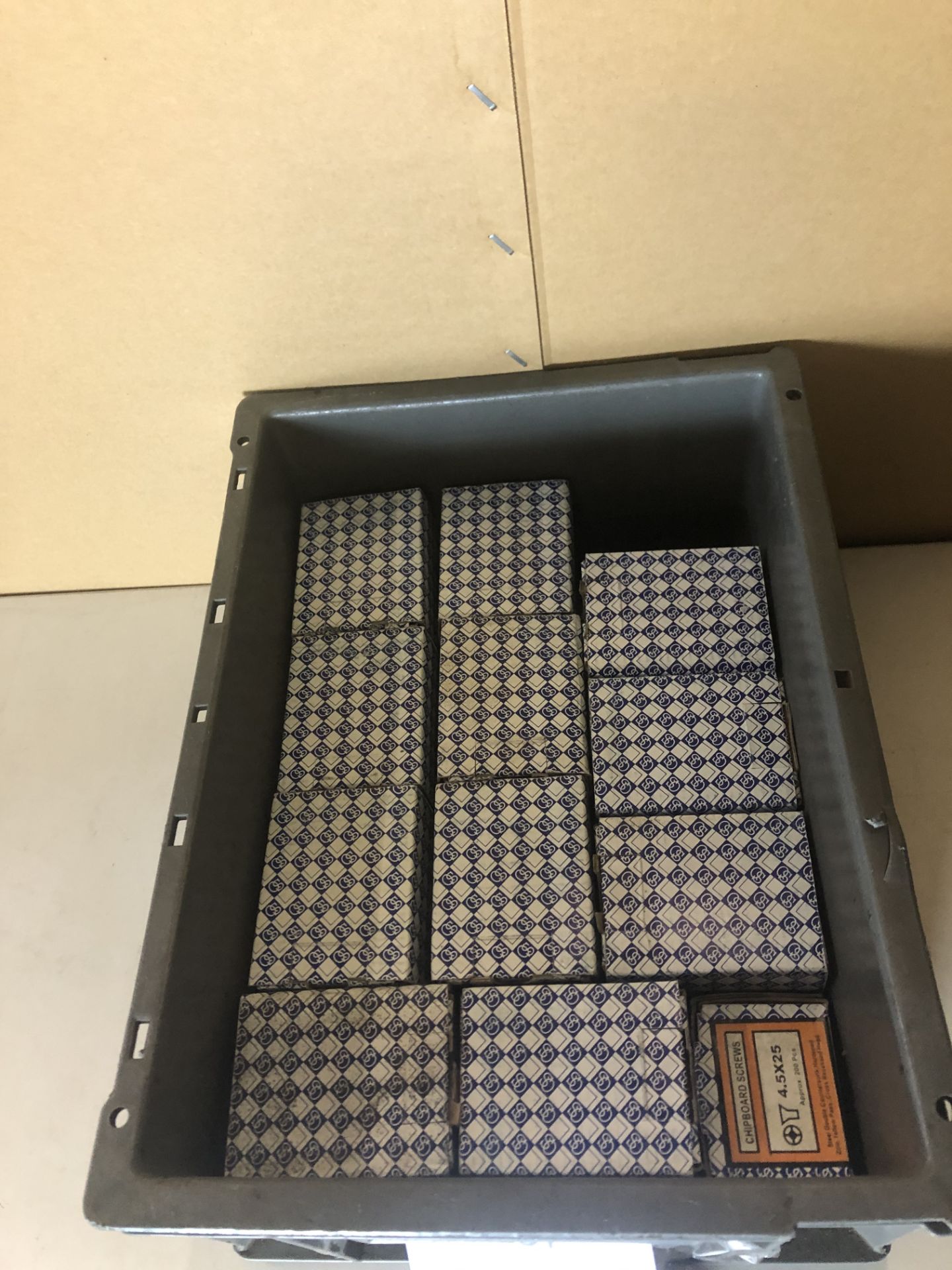 22 x Boxes of Chipboard Screws, 4.5 x 25mm ( Boxes Of Approx 200)