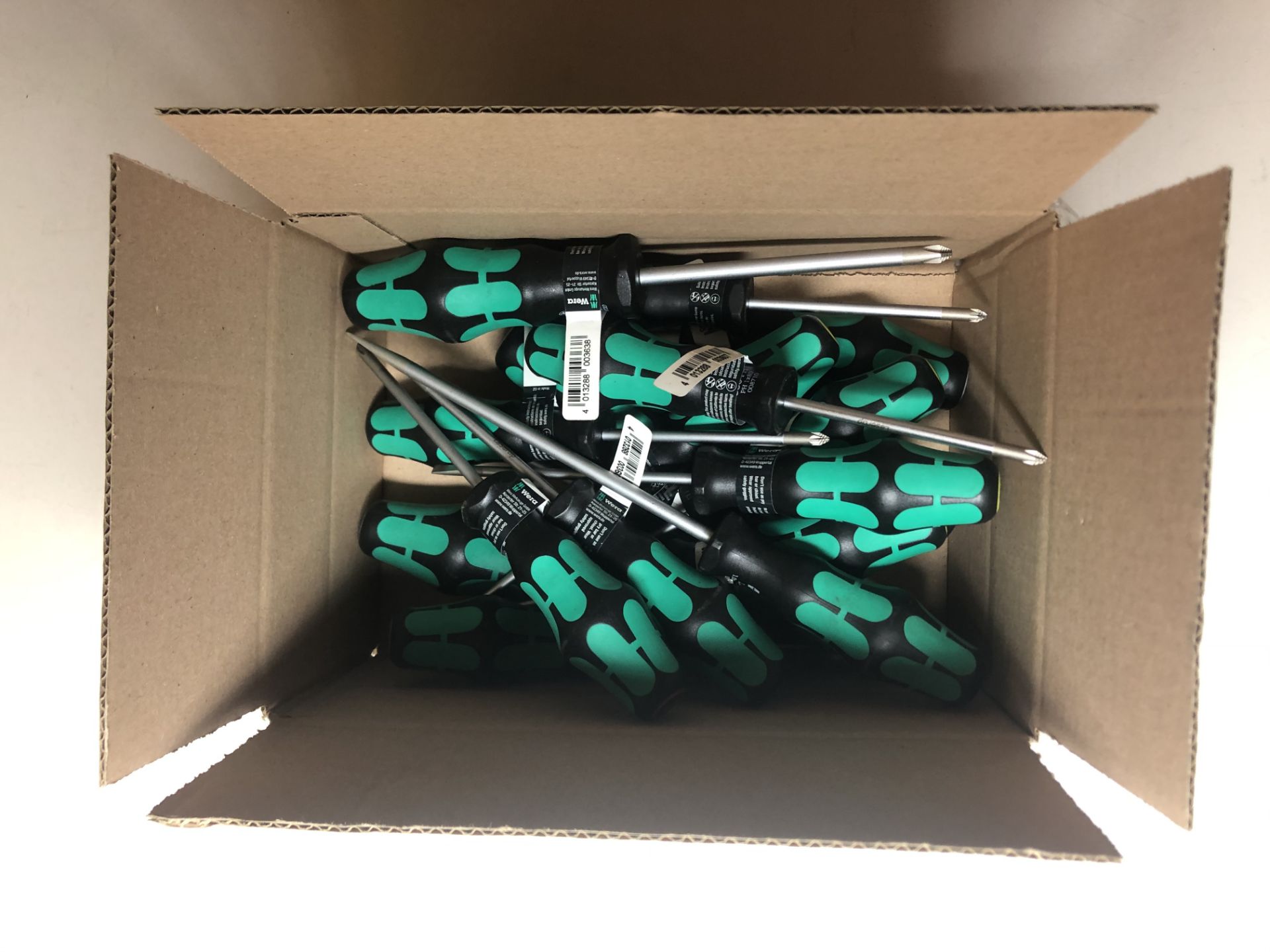 16 x Various Sized Wera Scewdrivers. See description. - Image 2 of 2