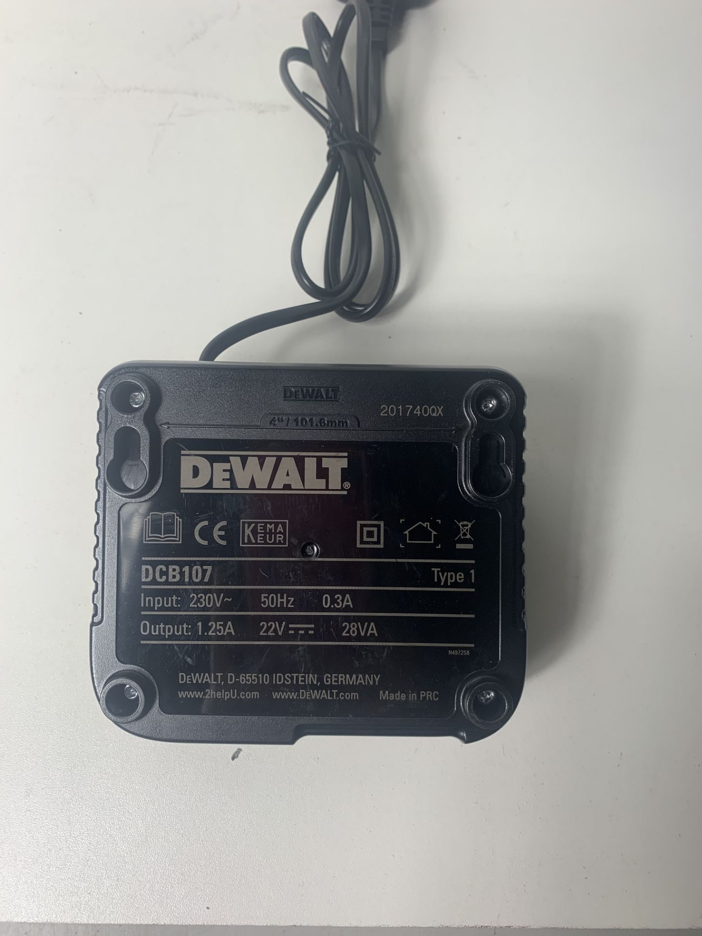 3 x Dewalt DCB107 10.8V/14.4V/18V XR LI-ION Battery Chargers - Image 4 of 4