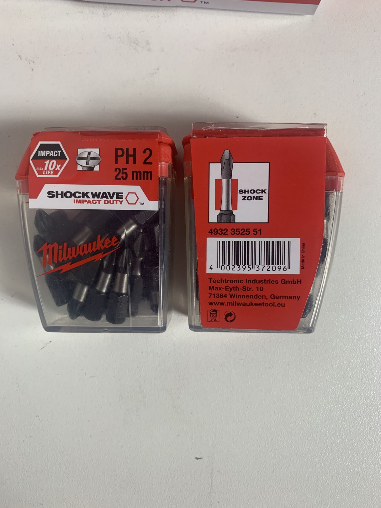 10 x Milwaukee PH2 Shockwave Phillips Screwdriver Bits - Image 2 of 2