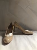 Stuart Weitzman Moody Heels. EU 37.5 RRP £265.00