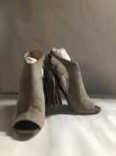 Alexander White FIZA Bootie. EU 41 RRP £490.00