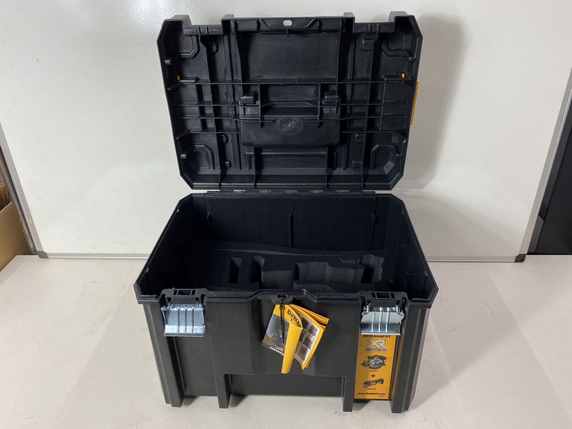 DEWALT XR DCS391 CIRCULAR SAW & DCS355 MULTI TOOL BARE UNITS T-STAK CASE ONLY - Image 2 of 3