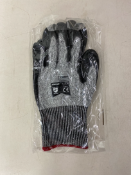 15 x Click Kutstop KSPU PU Coated Cut 5 Glove