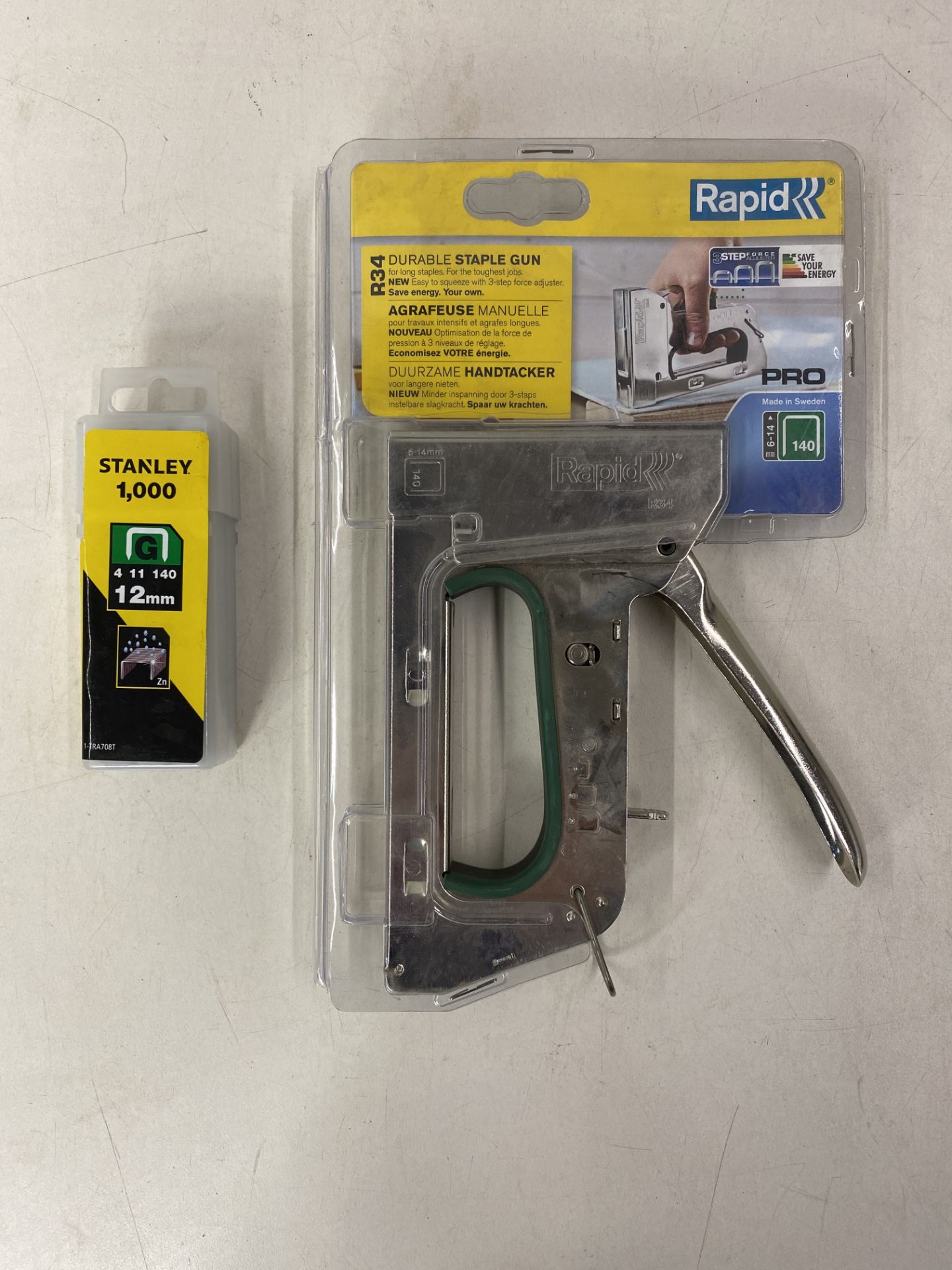 Mixed Lot Of RAPID Durable Staple Guns And Staples