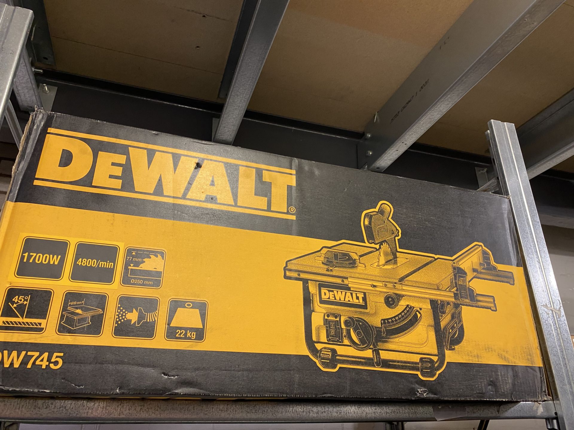 DEWALT DWE745-GB 1700W COMPACT 240V TABLE SAW (210MM X 30MM) 610MM MAX RIP - Image 2 of 4