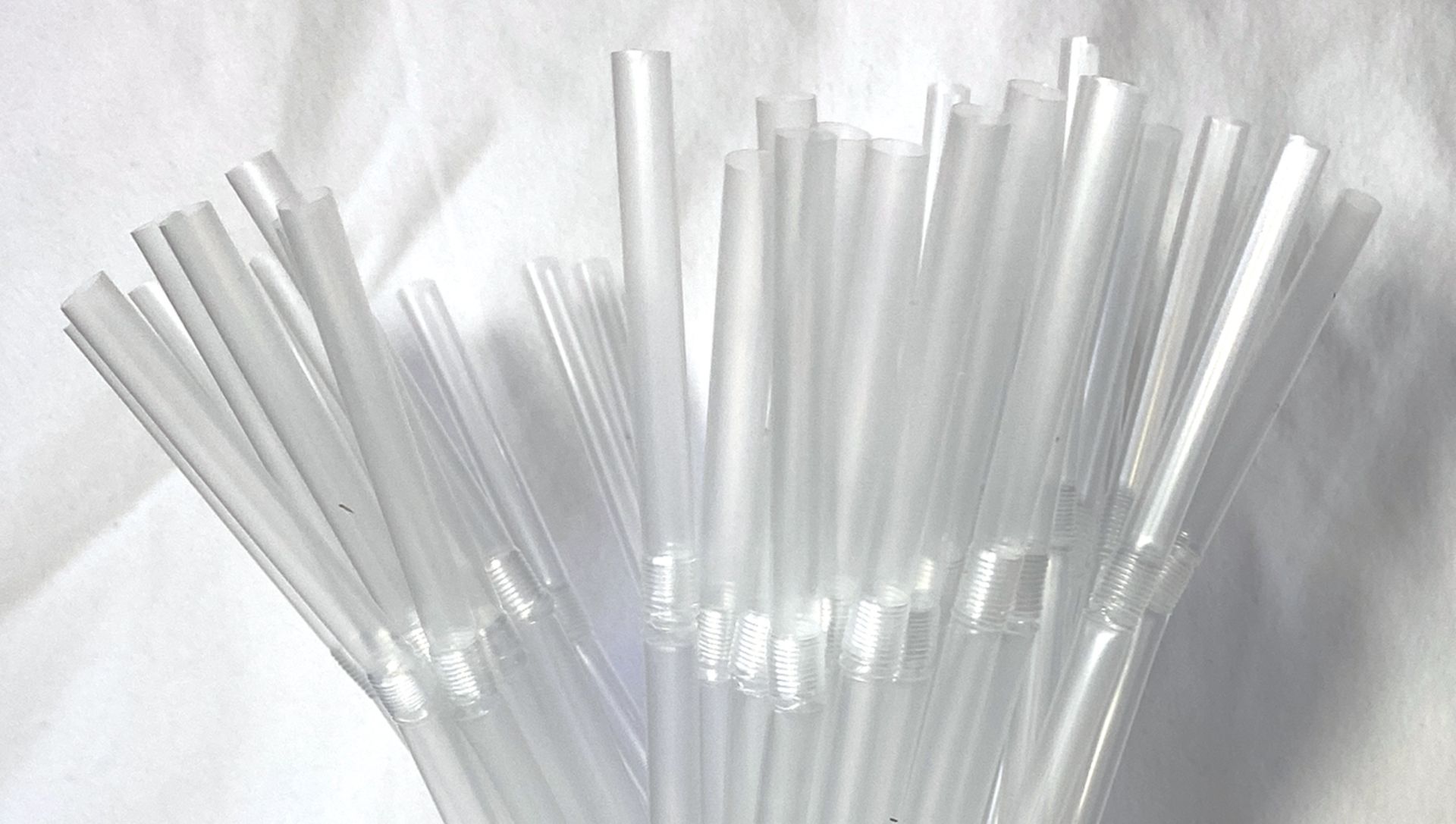 2 x Boxes of Clear Flexi Straws by 888 Gastro Disposables | DSP32 - Image 3 of 3
