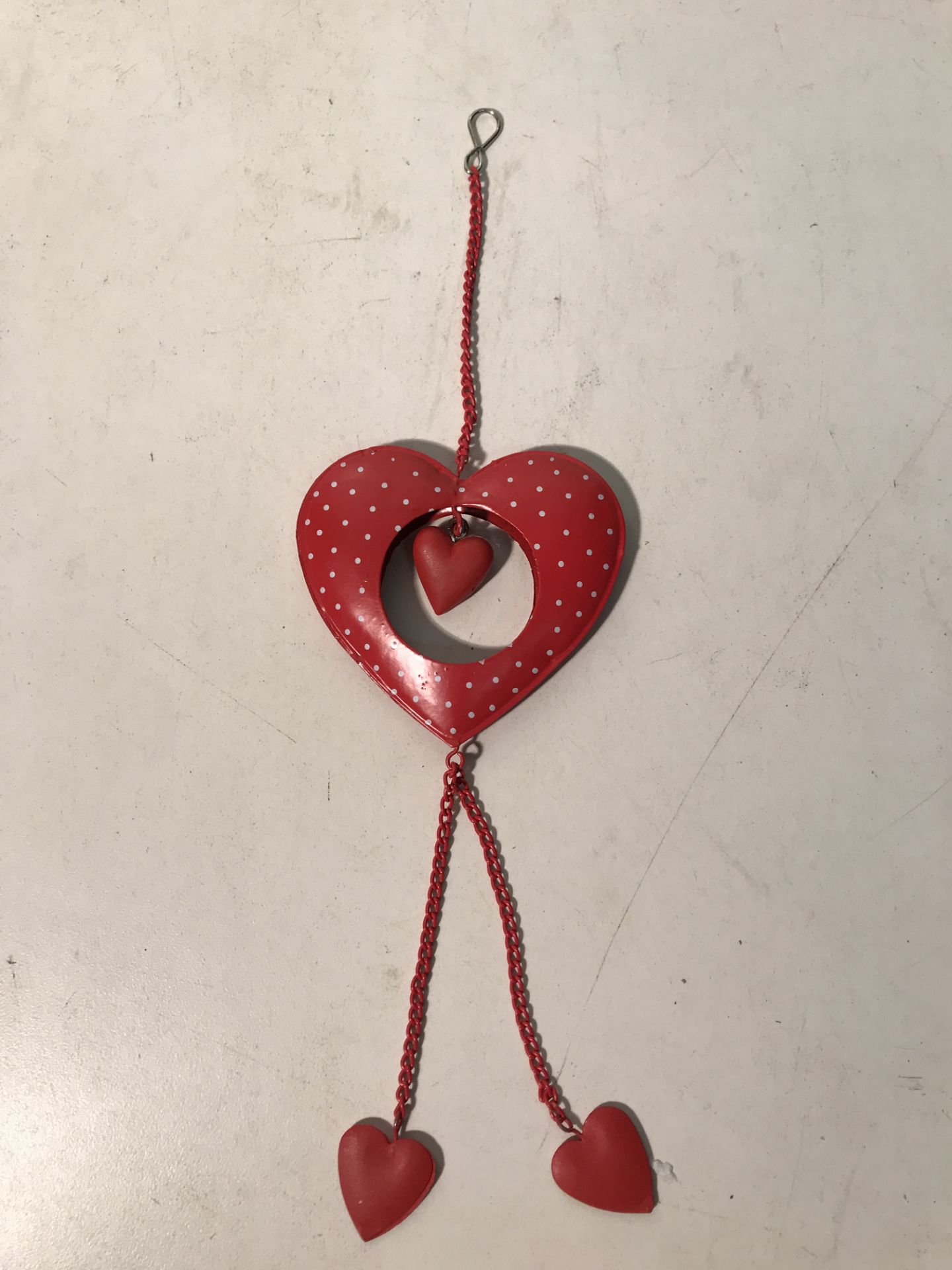 40 x Hanging Heart Charm Decorations - Image 2 of 3