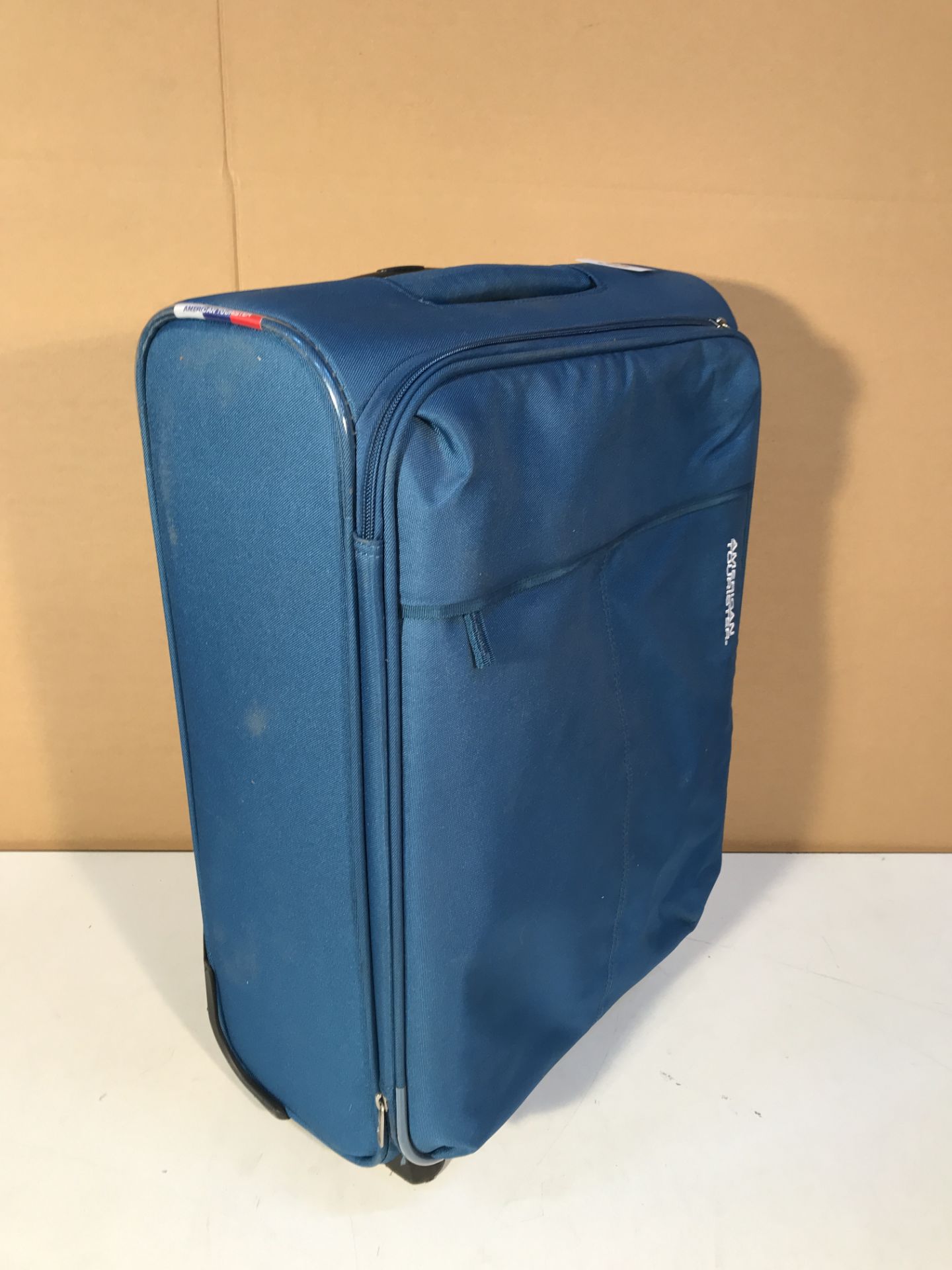 American Tourister Suit Case - Image 2 of 4