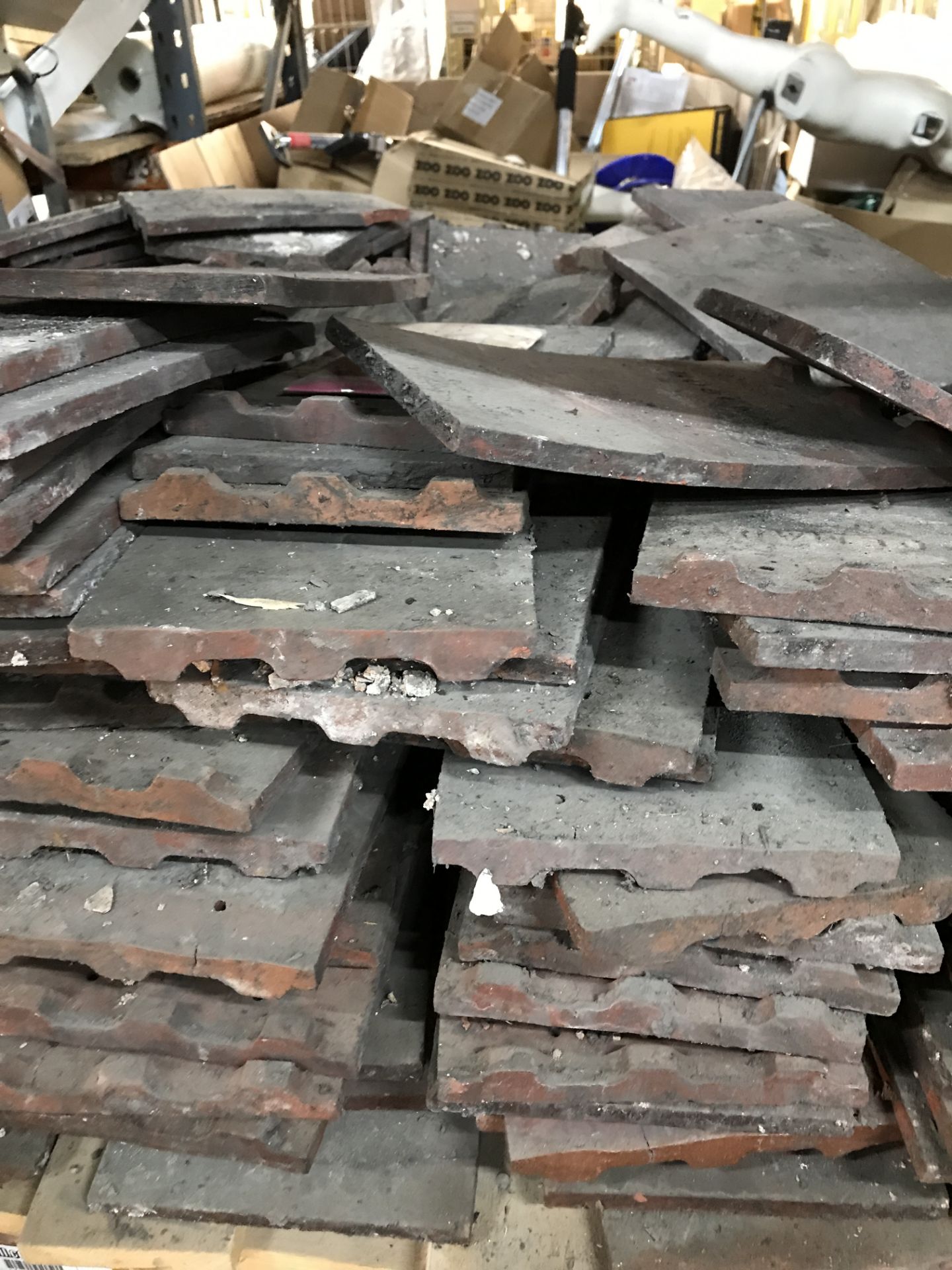 2 Pallets of Roofing Tiles - Image 3 of 5