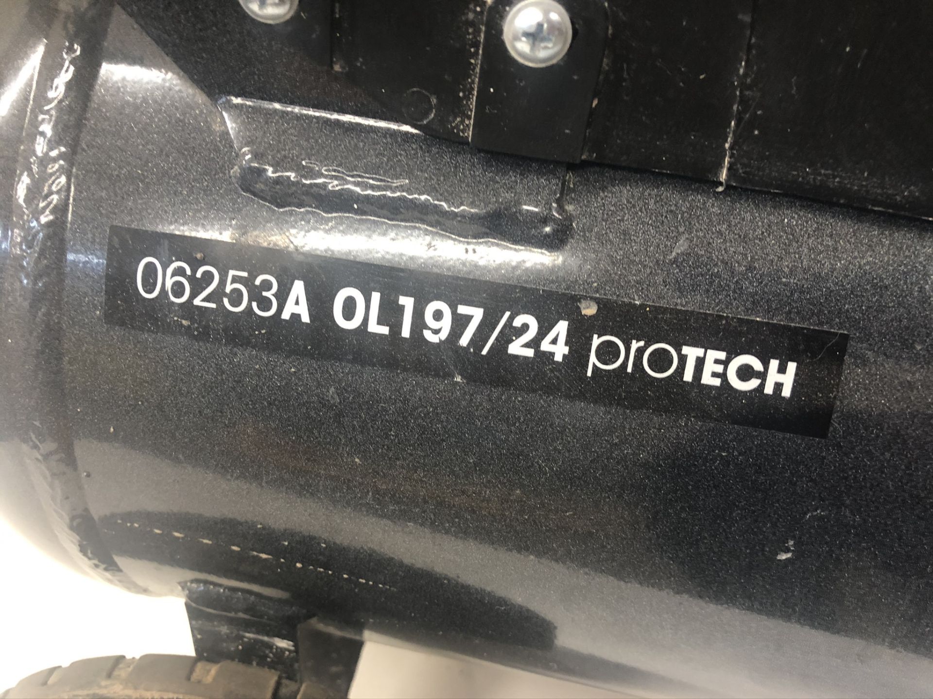 SIP 06523 OL197/24 ProTech Air Compressor - Image 2 of 5