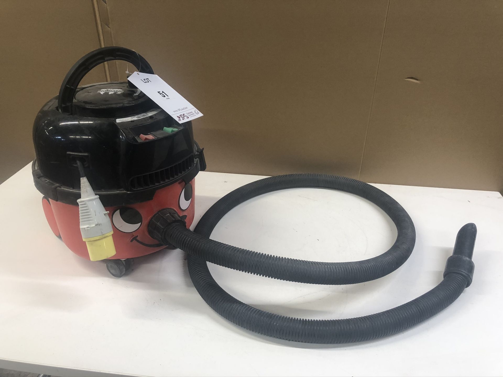 Henry HVR200-22 Numatic Vacuum