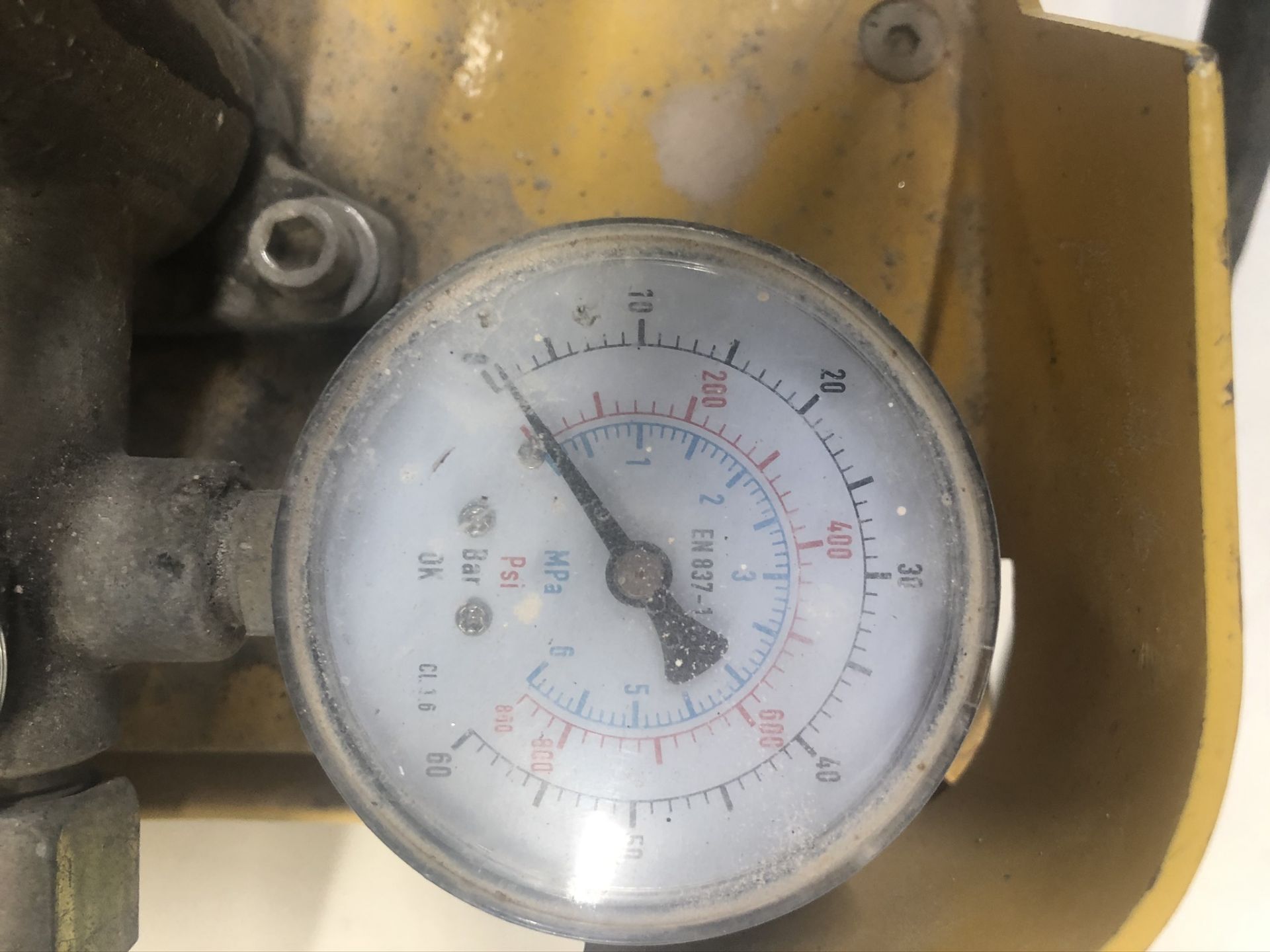 REMS Push Hand Pressure Testing Pump - Image 4 of 4