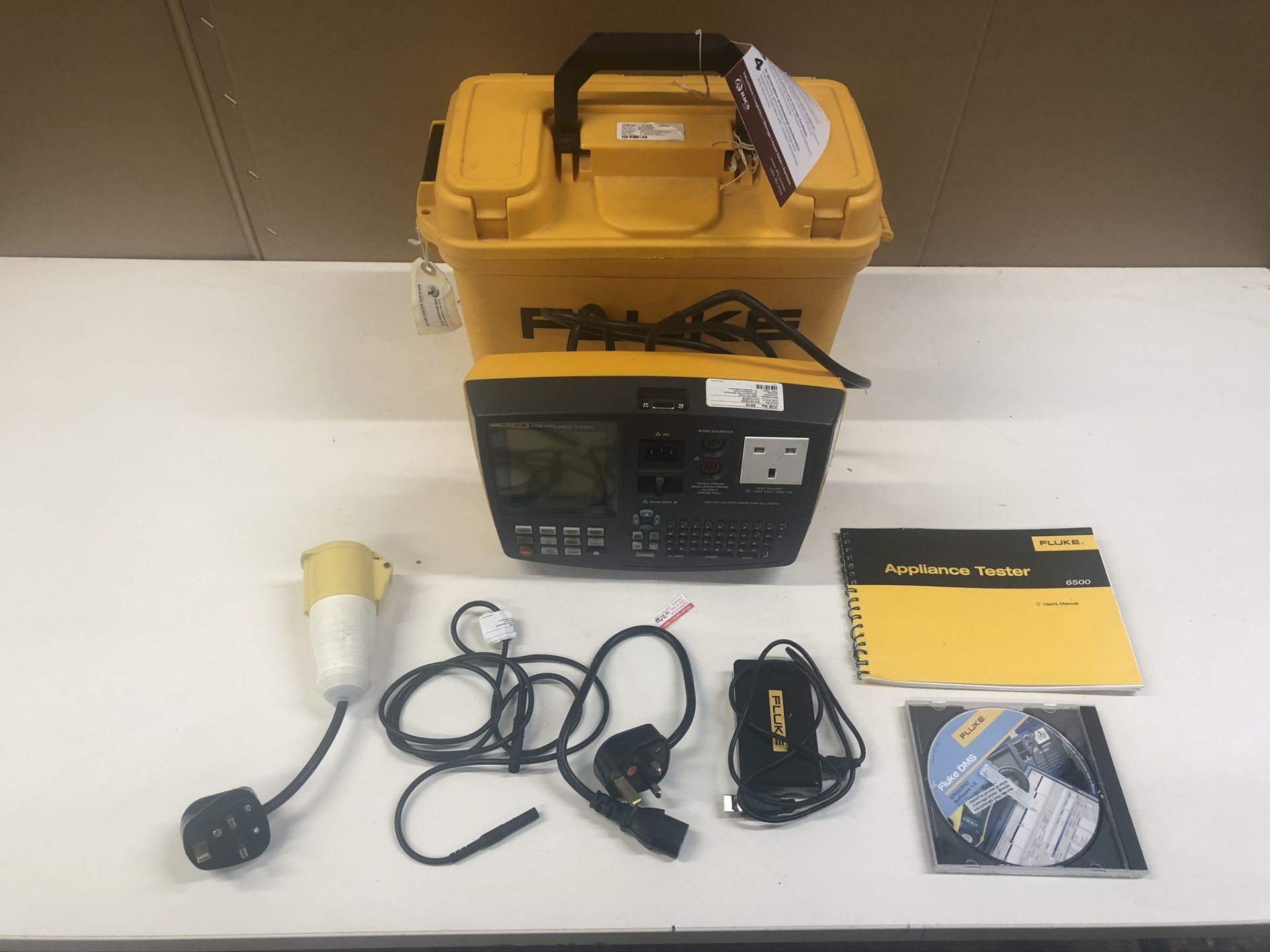 Fluke 6000 Series Portable Appliance Tester in Case - Image 2 of 6