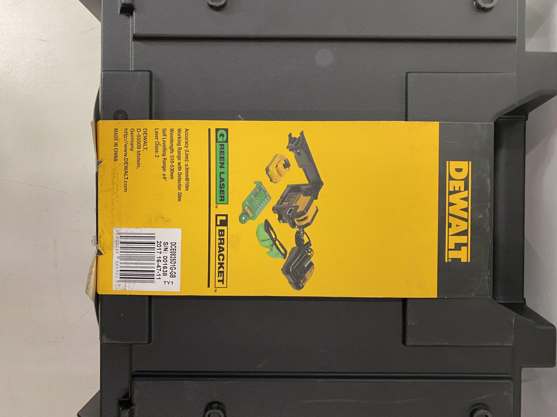 Dewalt DCE0825D1G 10.8V 2.0Ah 5 Spot Cross Line Green Laser - DCE0825D1G-GB - Image 2 of 2