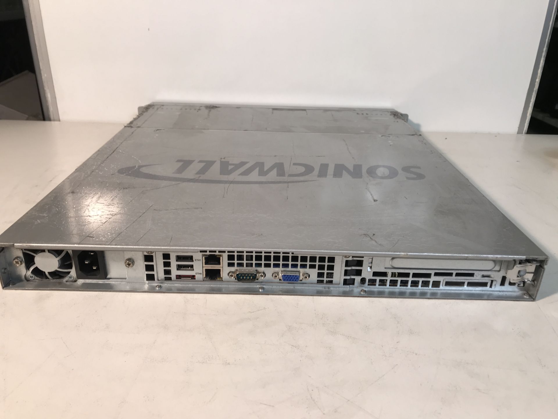 Sonicwall Universal Management Appliance EM5000 - Image 3 of 4