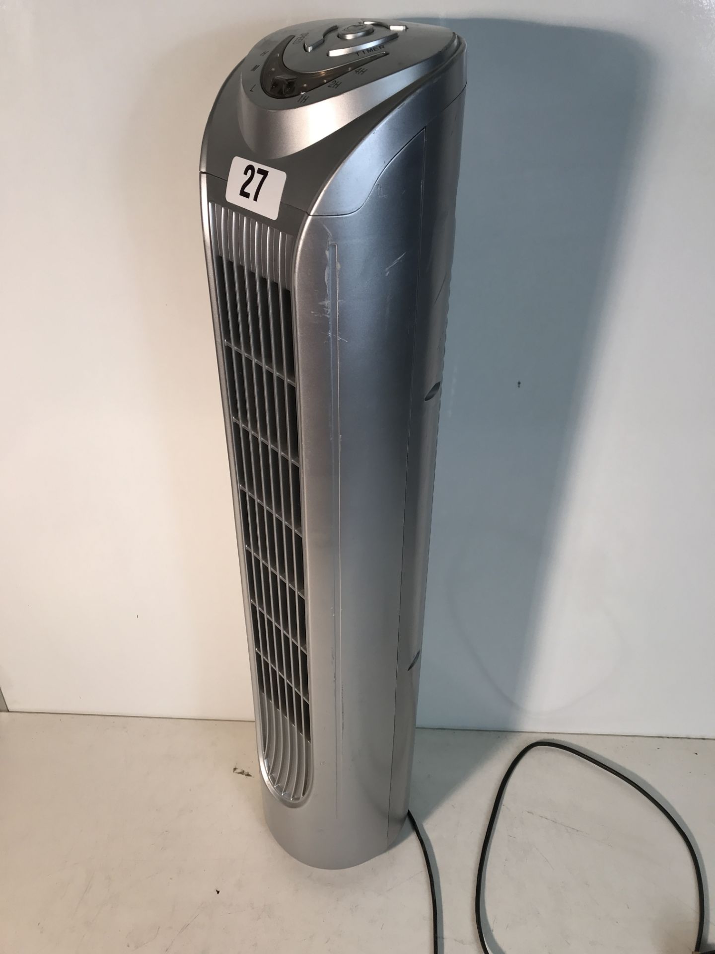 Challenge Oscillating Tower Fan - Image 2 of 4