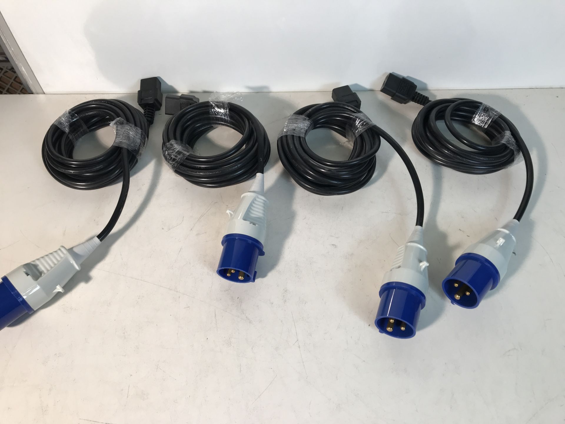 4 x 240v Adaptor Power Cables