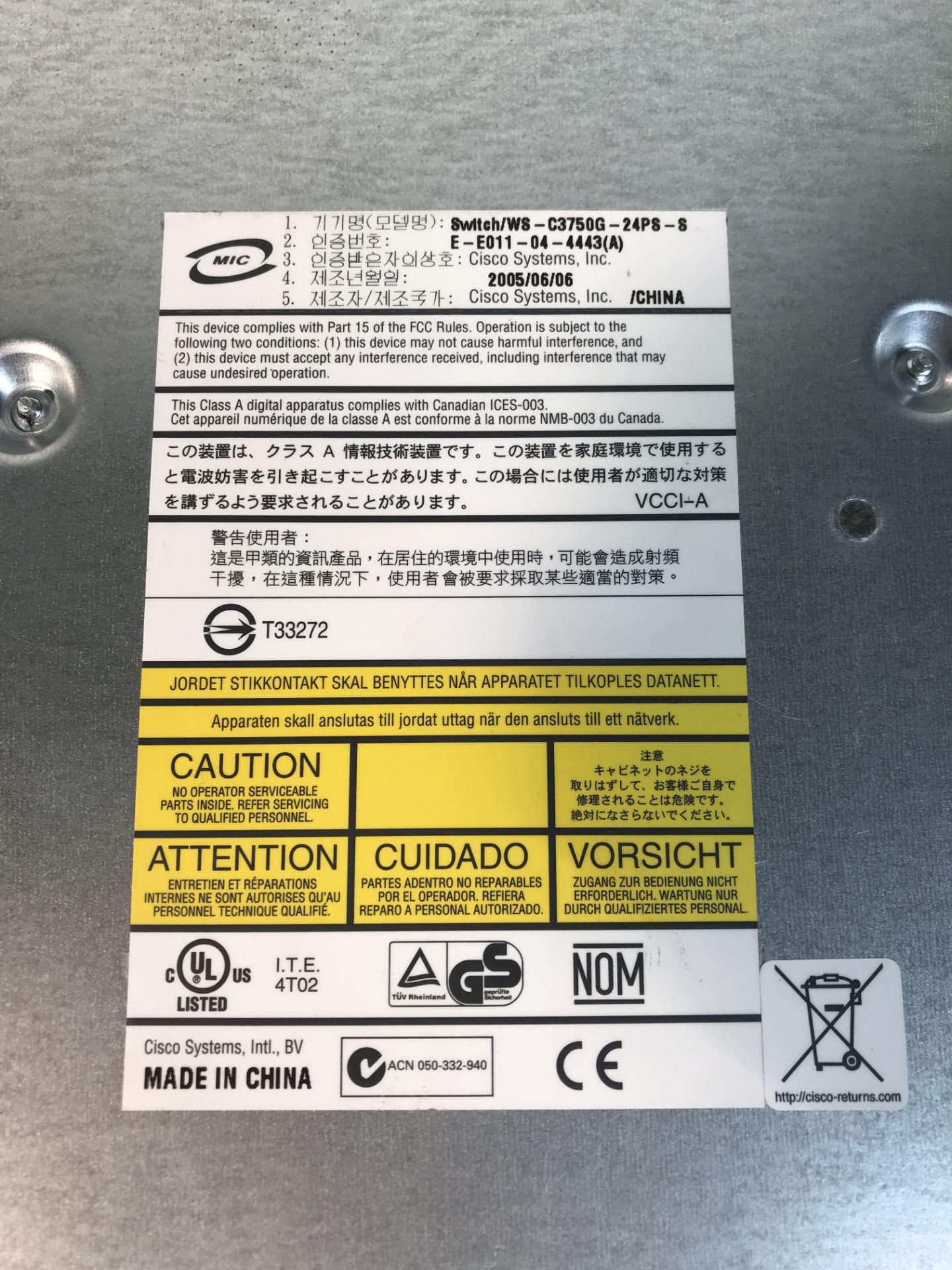 Cisco Systems Catalyst 24 Port Switch 3750G - Image 4 of 4