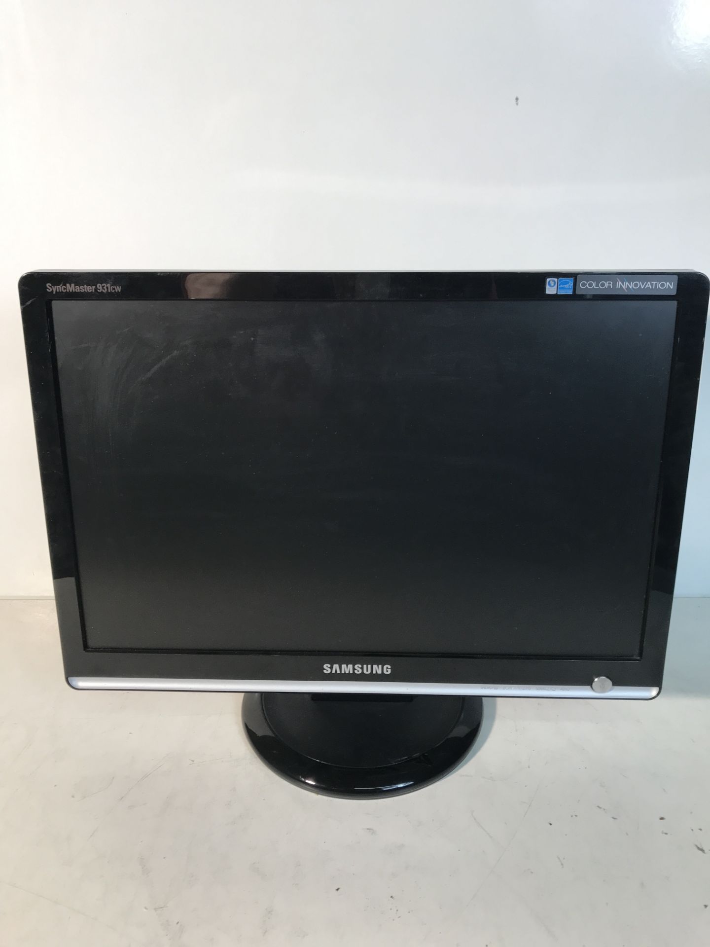 Samsung Syncmaster 21'' LCD Monitor - Image 2 of 3