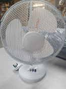 14" White Electric Desk Fan