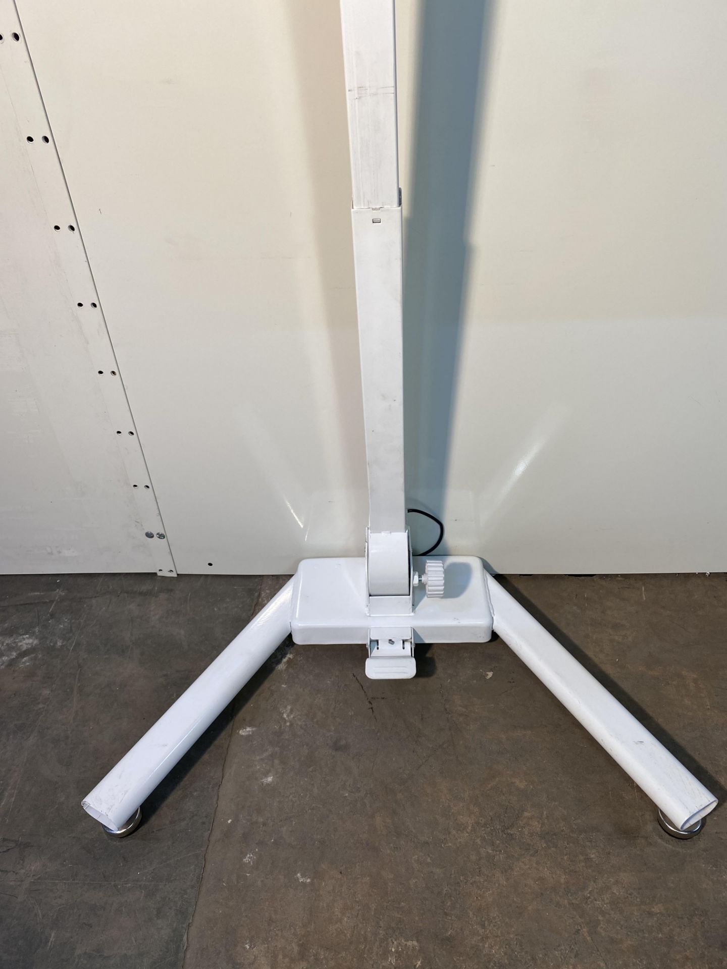 Adjustable aisle lectern, adjustable height, angle - Image 8 of 8