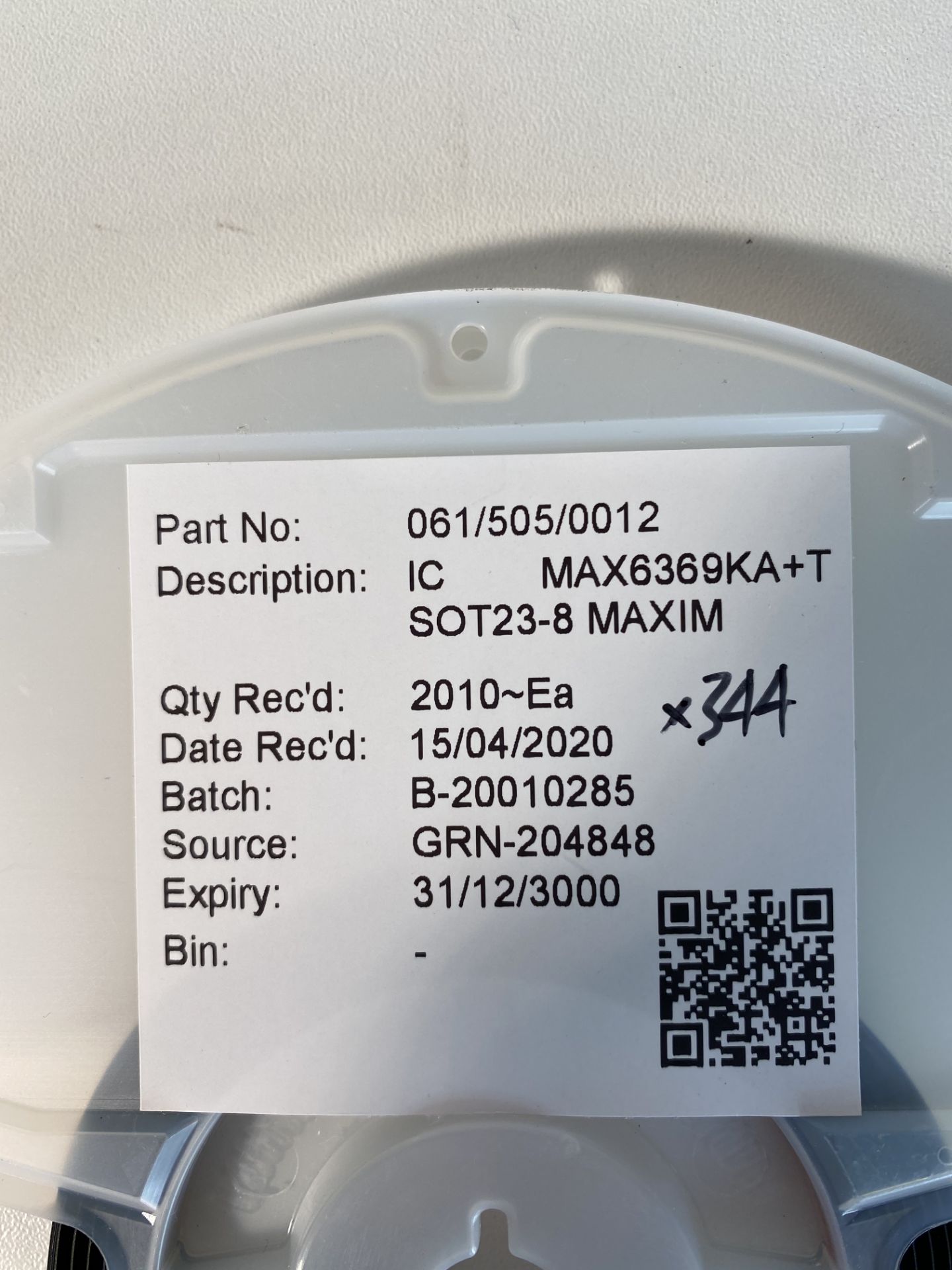 5,020 x Maxim MAX6369KA+T, Supervisory Circuits Pin-Selectable Watchdog Timers Voltage Supervisor , - Image 3 of 11