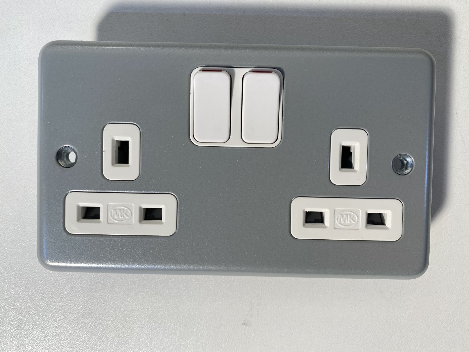 5 x MK Electric Grey 2 Gang Plug Socket, 2 Poles, 13A, Type G - British - Image 3 of 4