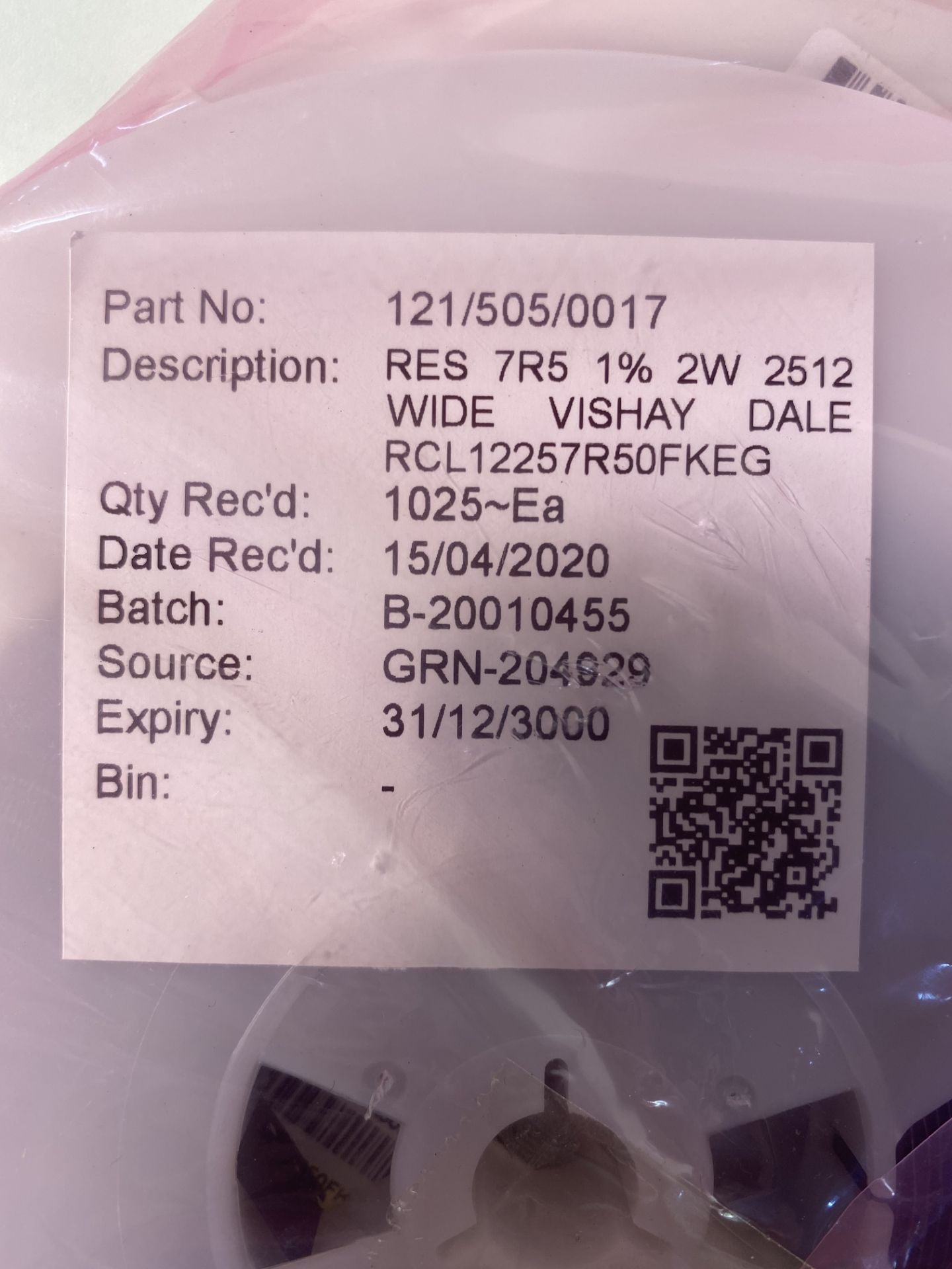 5,025 x Vishay / Draloric RCL12257R50FKEG Thick Film Resistors - SMD 2watt 7.5ohm 1% 100ppm 1225 - Image 2 of 2