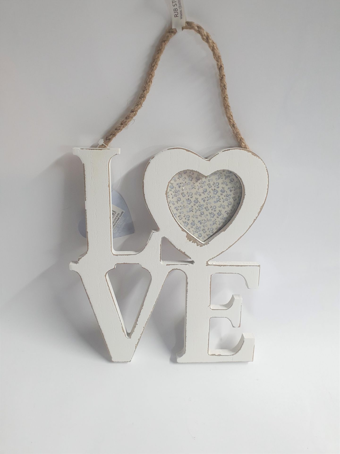 10 x Wooden Hanging 'Love' w/Photo Frame - Image 2 of 2