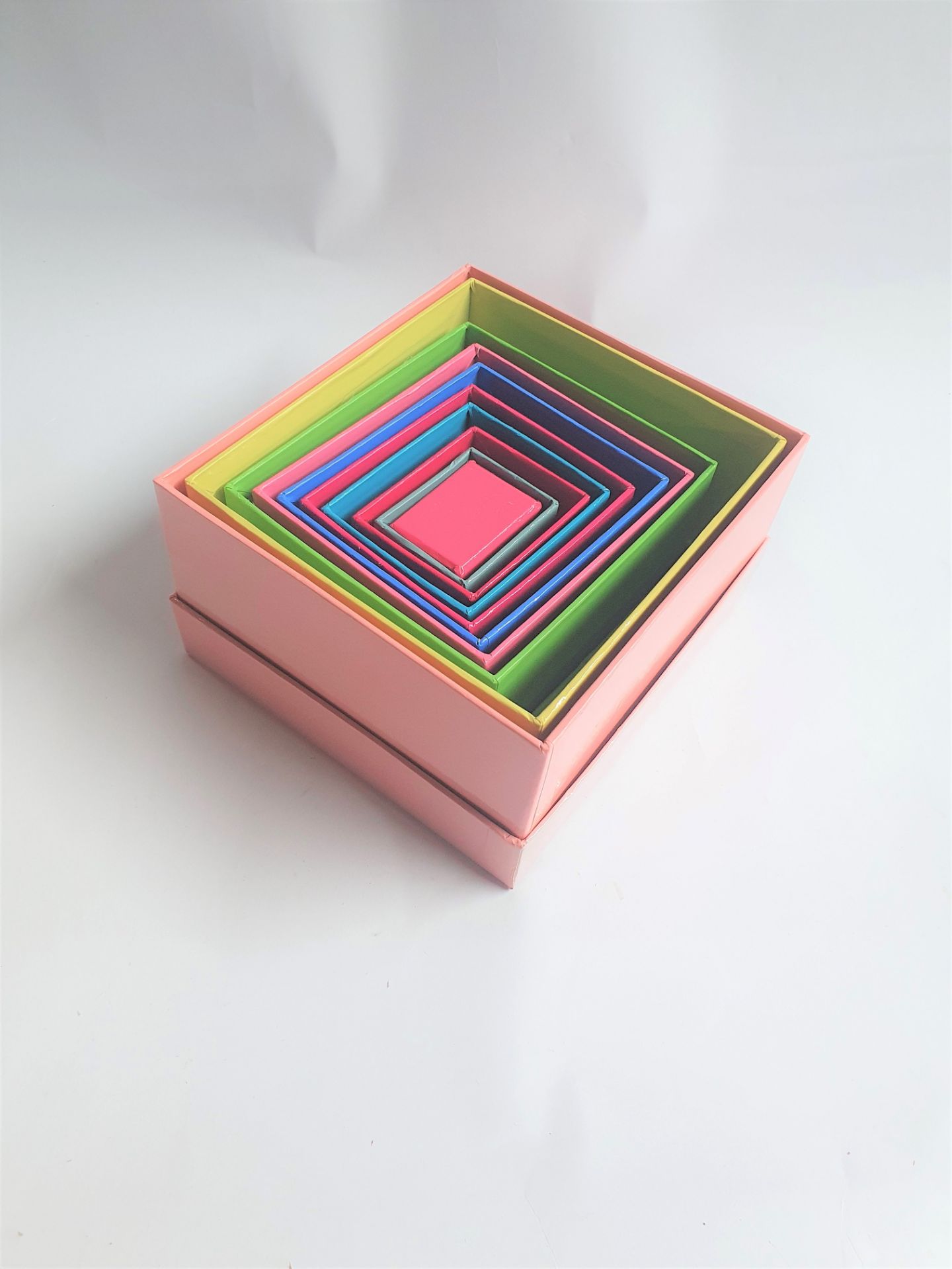 4 x Stacking Gift Boxes | Squares - Image 2 of 2