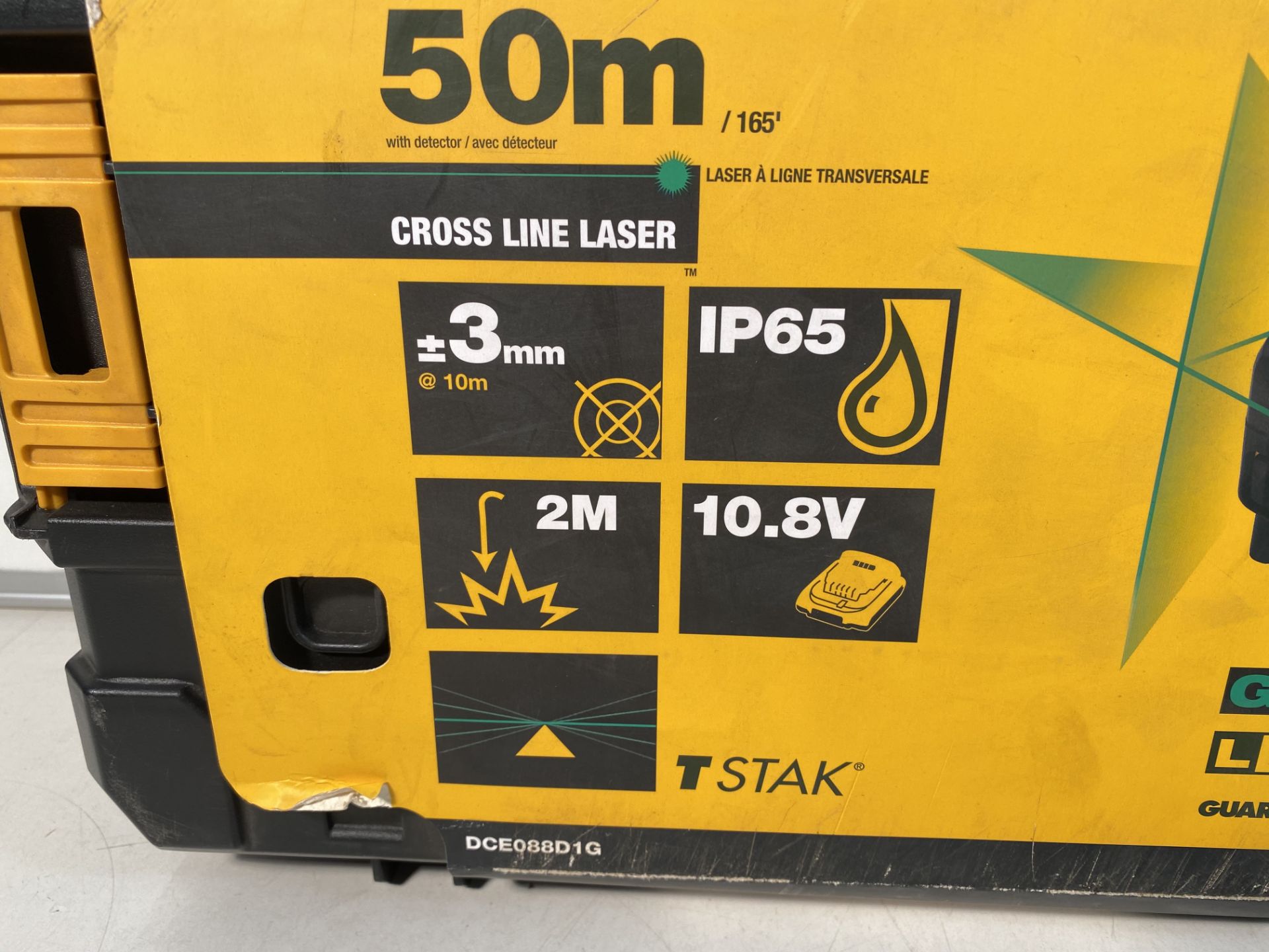 DeWalt DCE088D1G 10.8V 50m/165' Cross Line Laser - Image 2 of 3