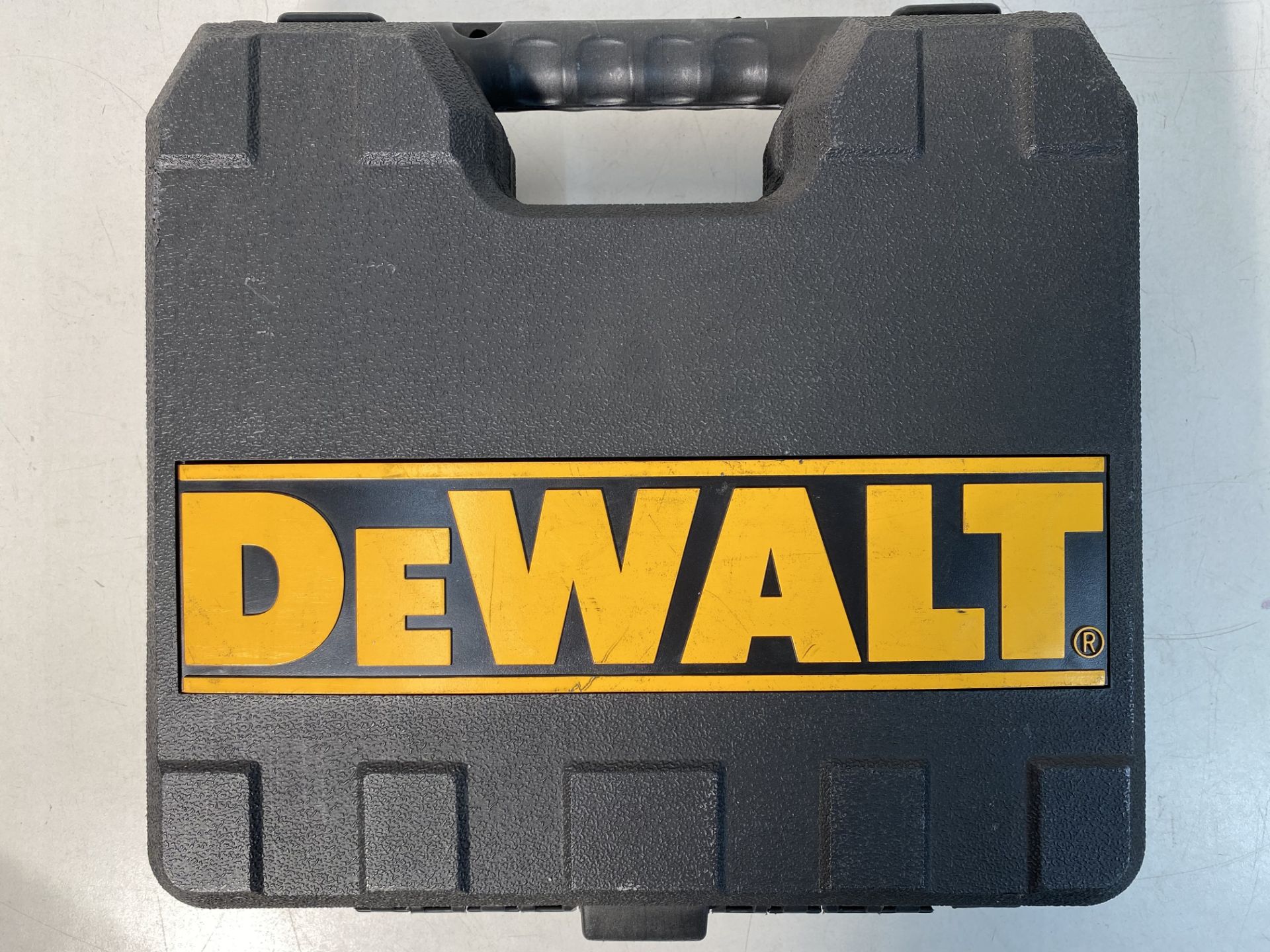 DeWalt DCD710C2 10.8V Drill Driver Set
