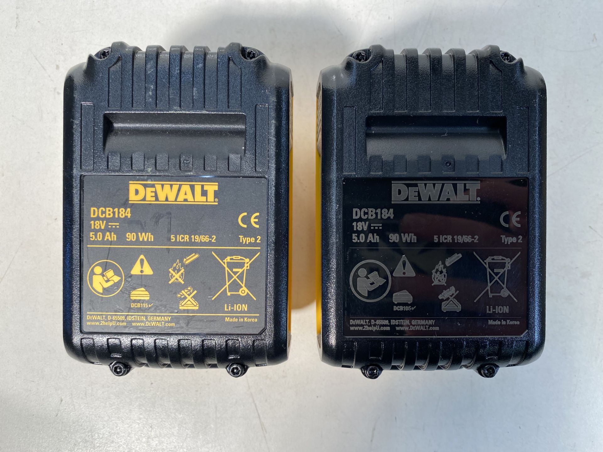 DeWalt 18V Batteries And Charger Set - Image 3 of 5