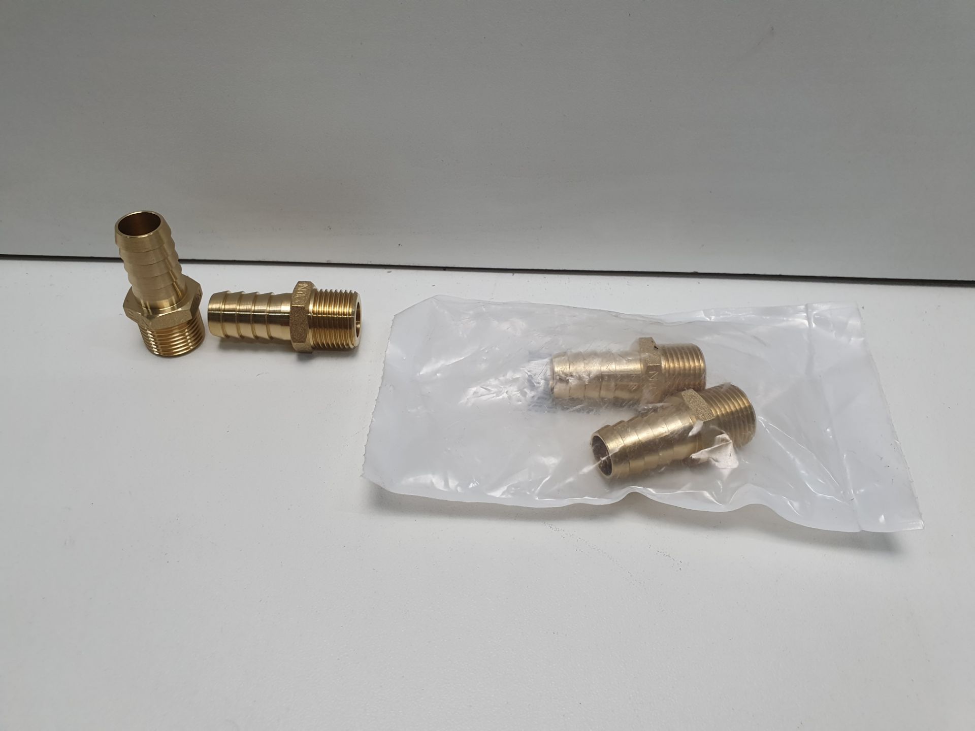 35 x traight Brass Hose Connector, 3/8 in G Male
