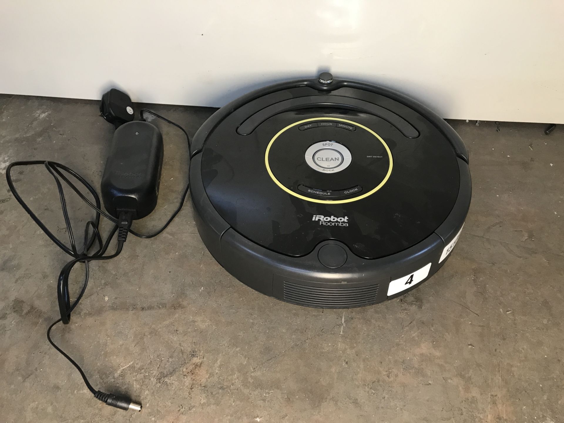 iRobot Roomba - Image 2 of 5