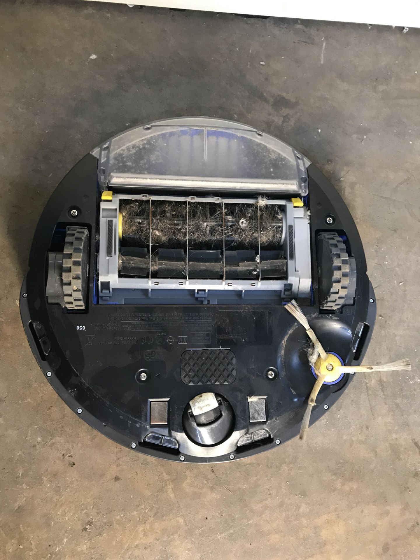 iRobot Roomba - Image 4 of 5