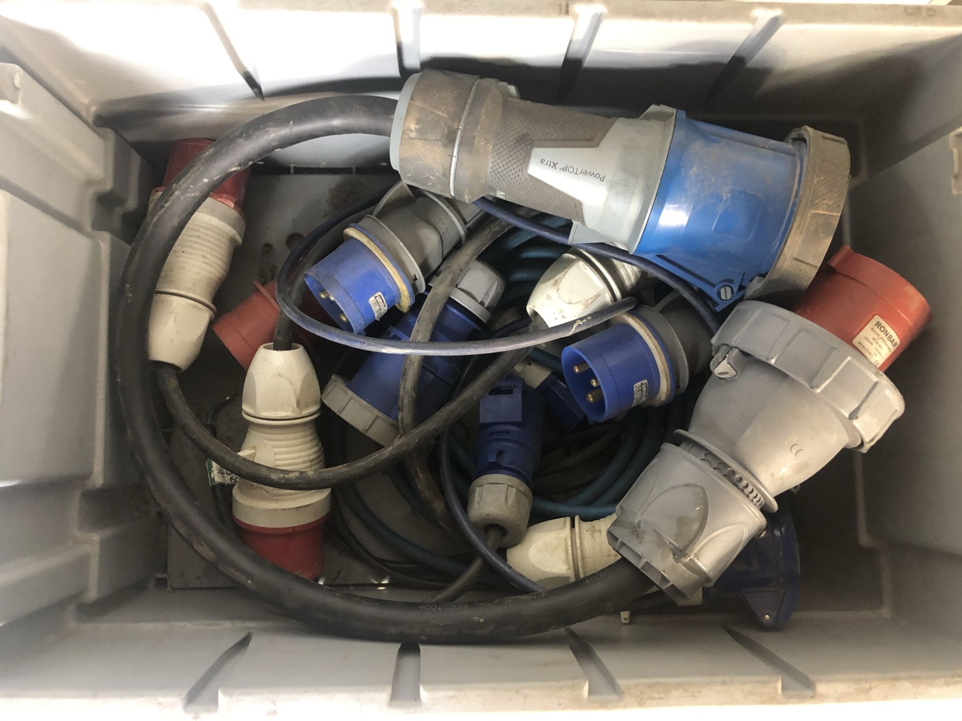 Mixed Lot of Single & Three Phase Plug Connectors - Image 3 of 3