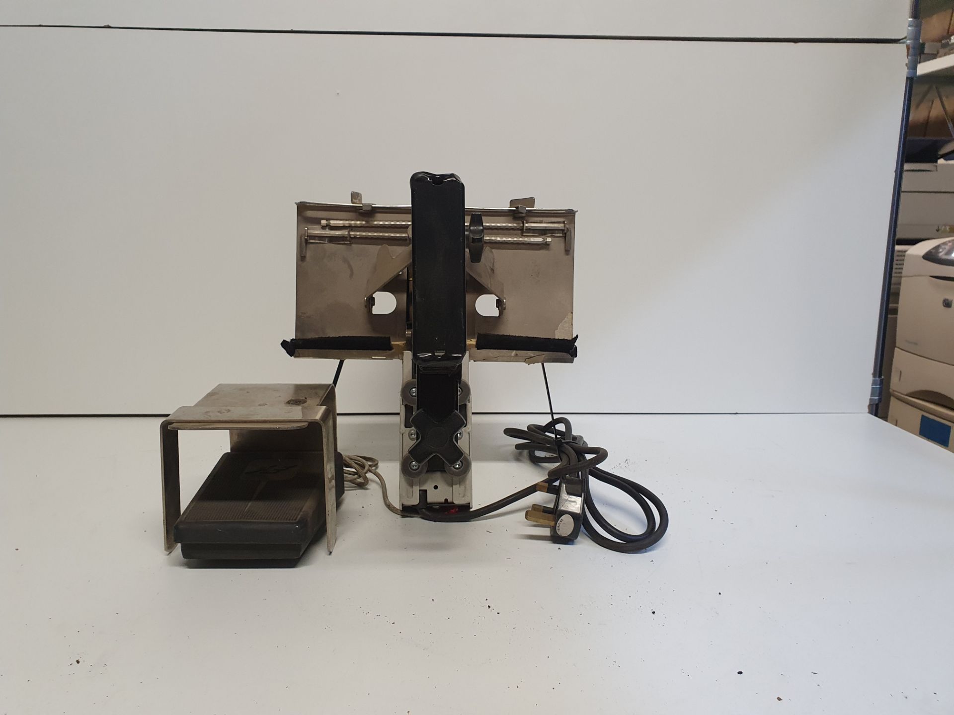 Rapid 106 Electric Stapling Machine - Image 3 of 4