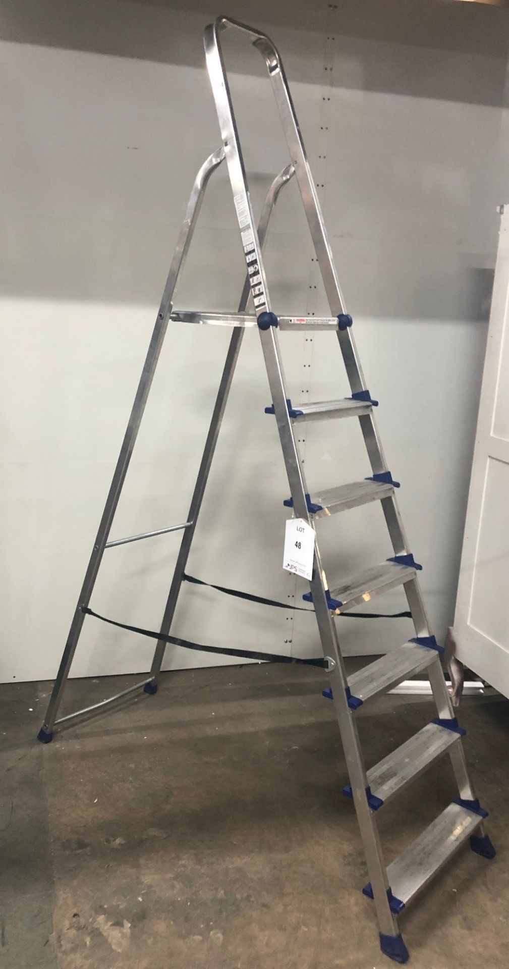 BS EN-131 7 Tread Step Ladder - Image 2 of 2
