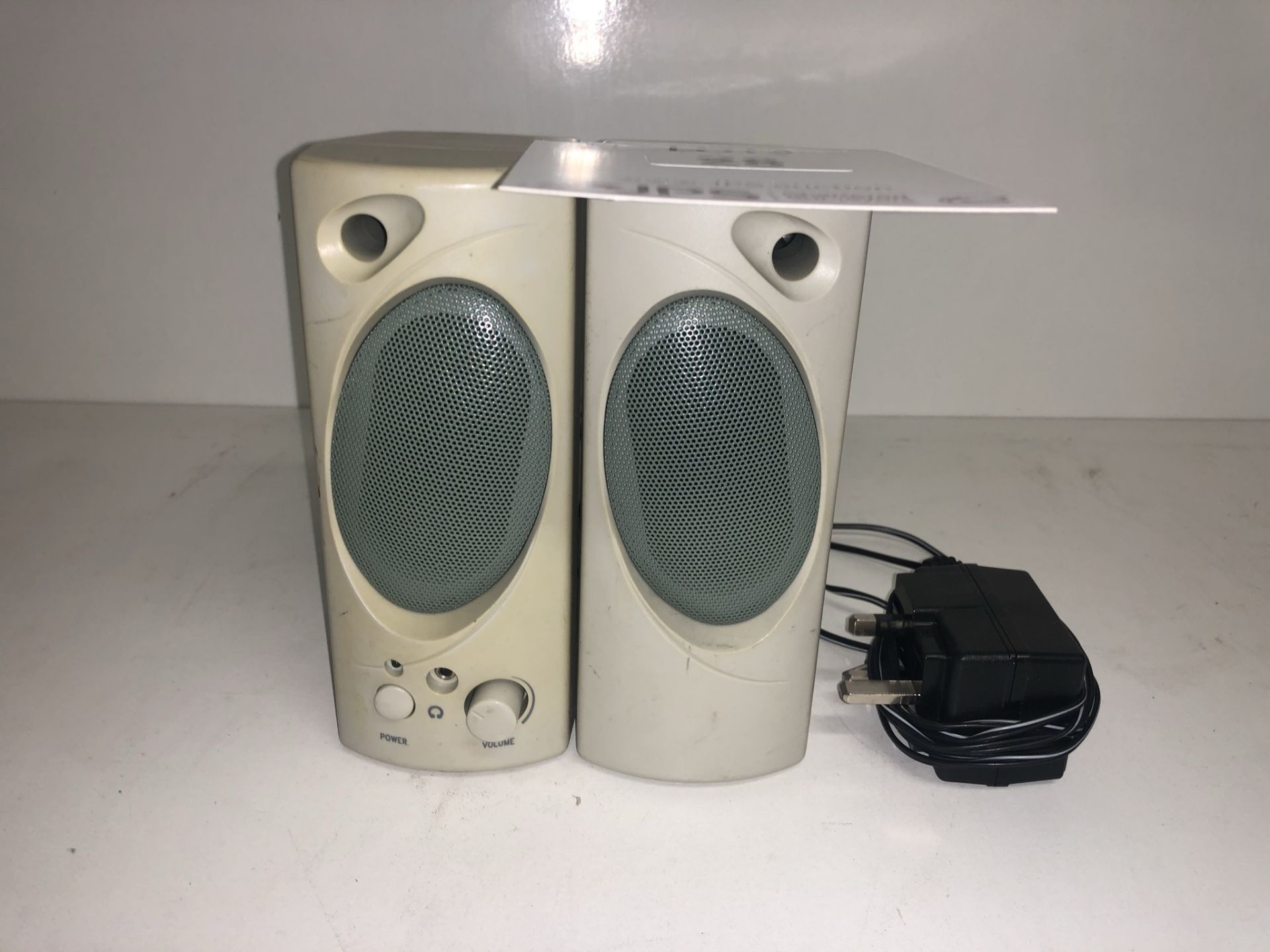 Pair of GA011 Multimedia Speakers - Image 2 of 3