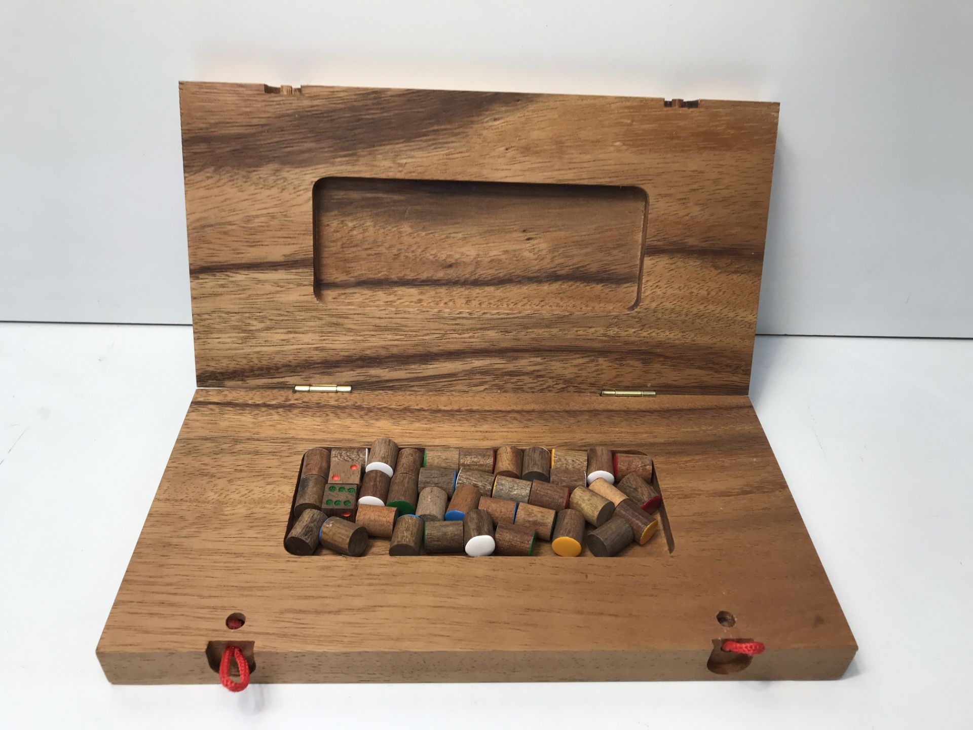 1 x Wooden board game - Image 3 of 3