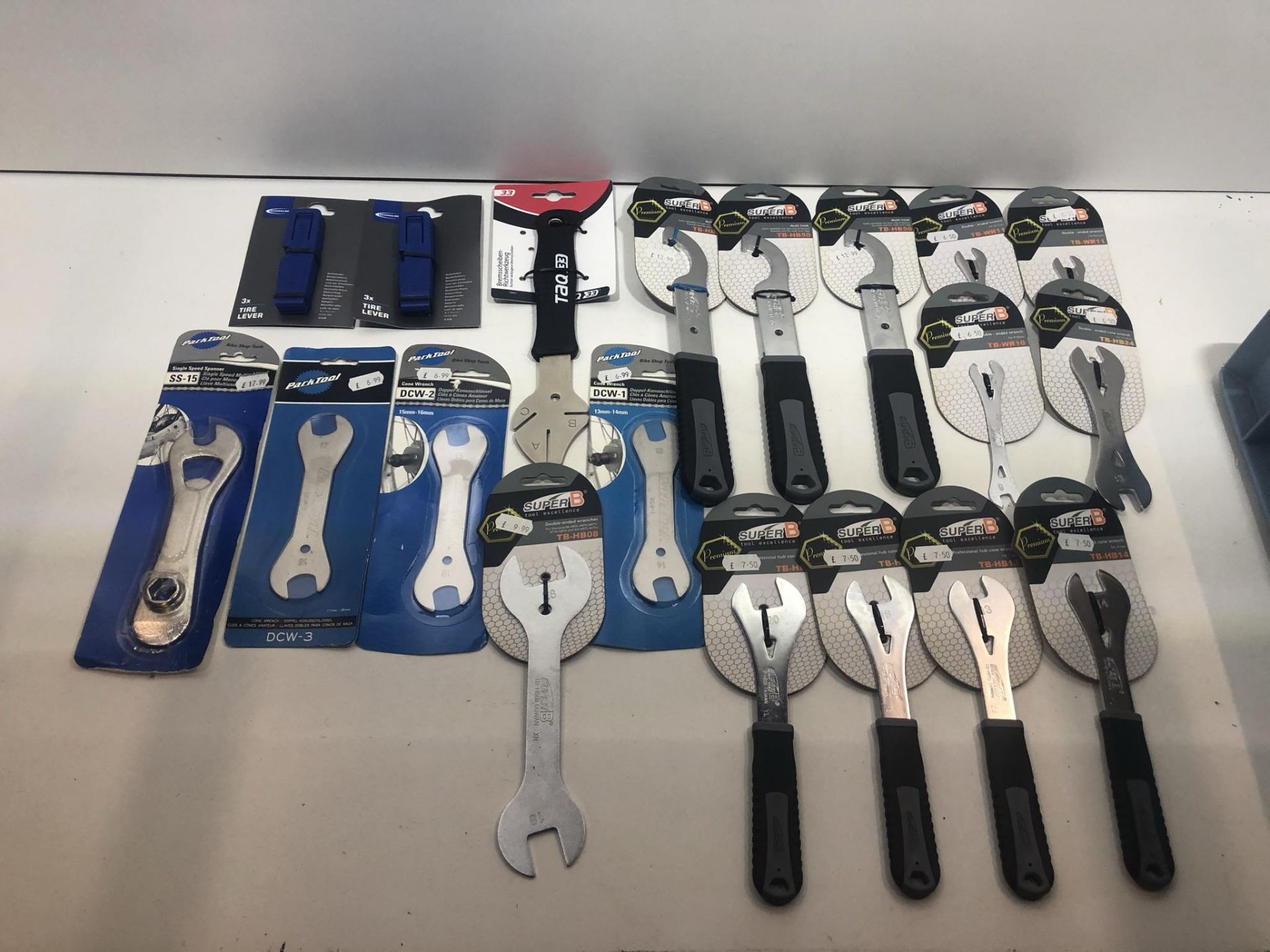 Quantity of Bike Tools as per pictures