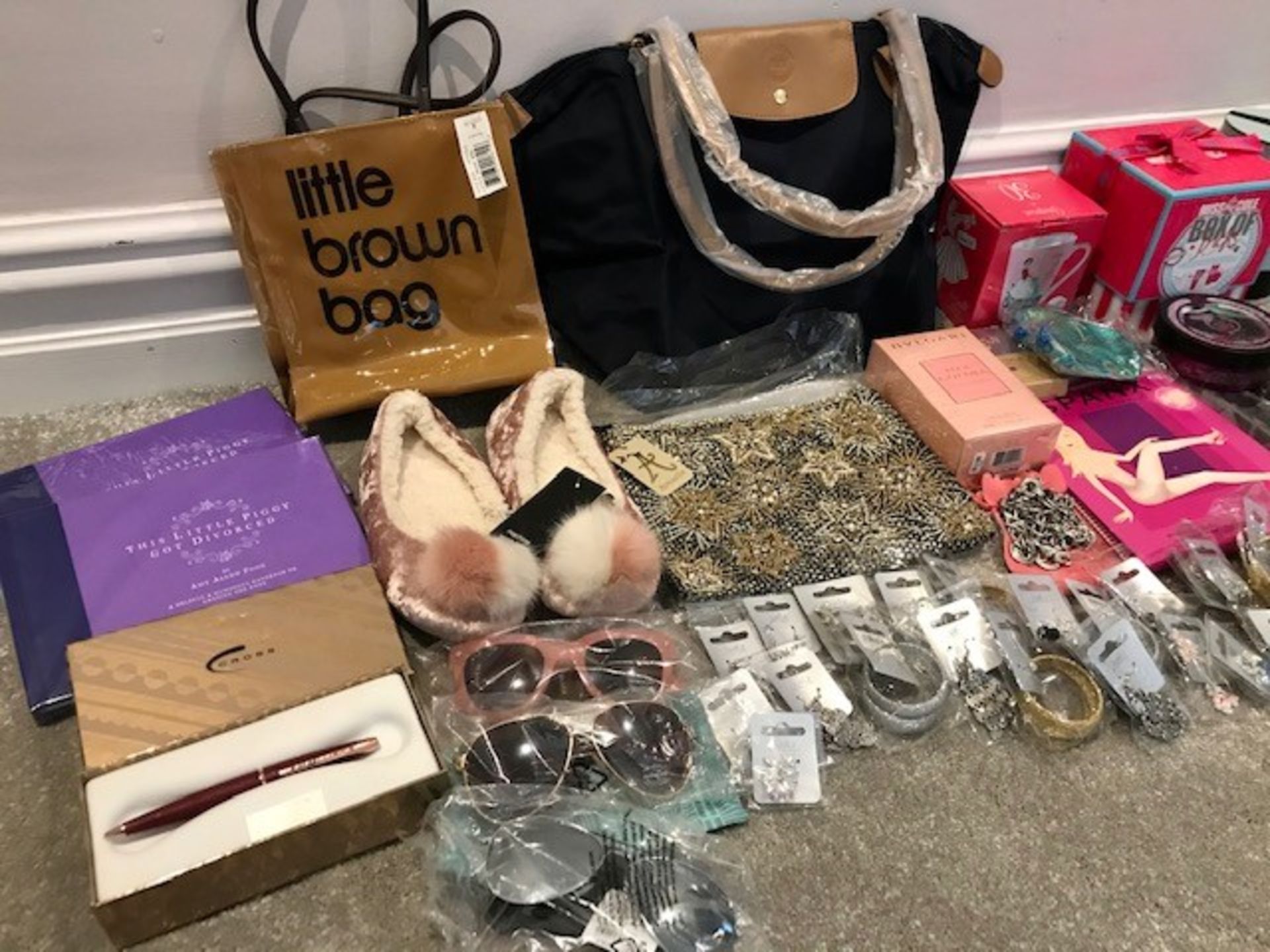 Bulk Lot of Unused Bags | Gifts | Perfume | Jewellery & Accessories - As Pictured - NO VAT - Image 2 of 15