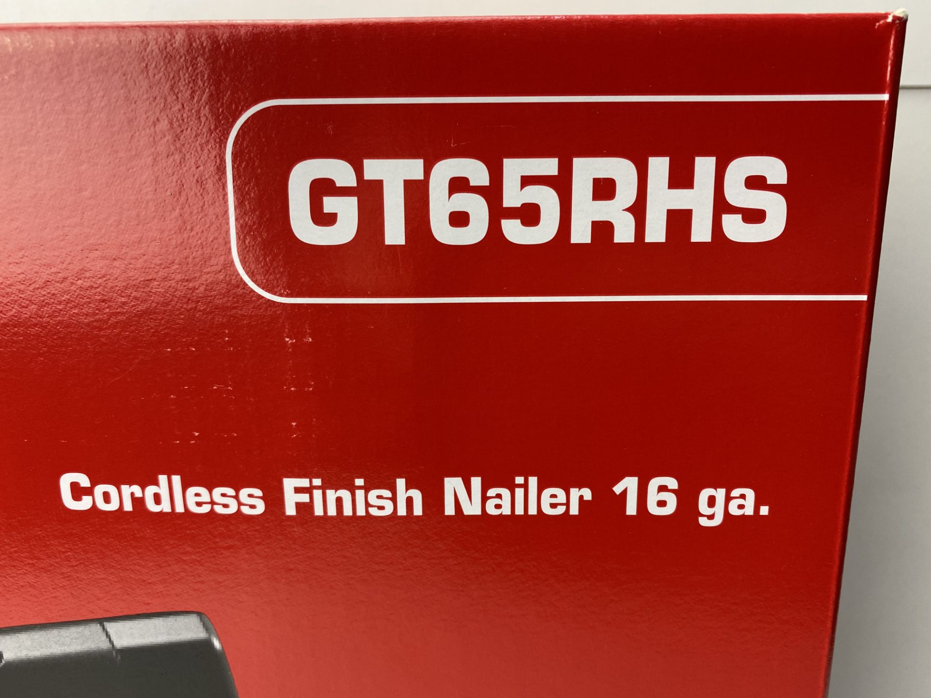 SENCO GT65RHS GAS NAIL GUN SECOND FIX 16 GAUGE NAILER - Image 2 of 4